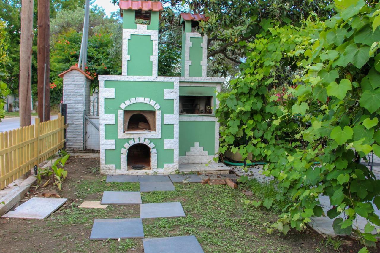 Lamprini'S Deluxe Studios Limenas  Luaran gambar